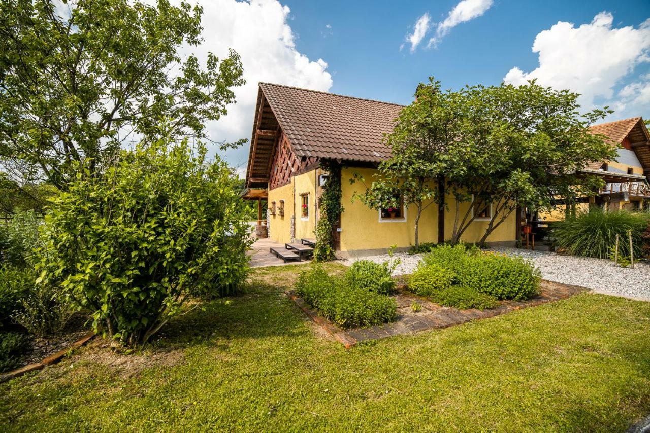 Apartment With Sauna Pr' Geci Dobova Exterior foto